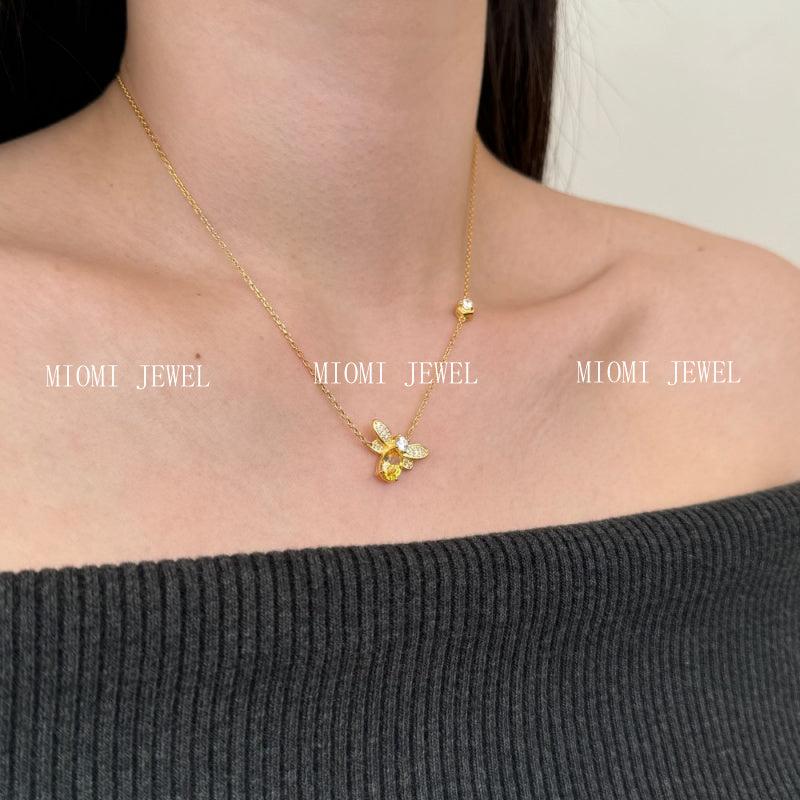 S925 Sterling Silver Little Bee Set for Women Inlaid with Zircon Vintage Elegant Simple Fashion Versatile Collarbone Chain