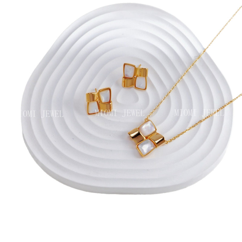 S925 Solid Silver Fashion Simple Personality White Square Diamond Mother-of-Pearl Necklace Jewelry