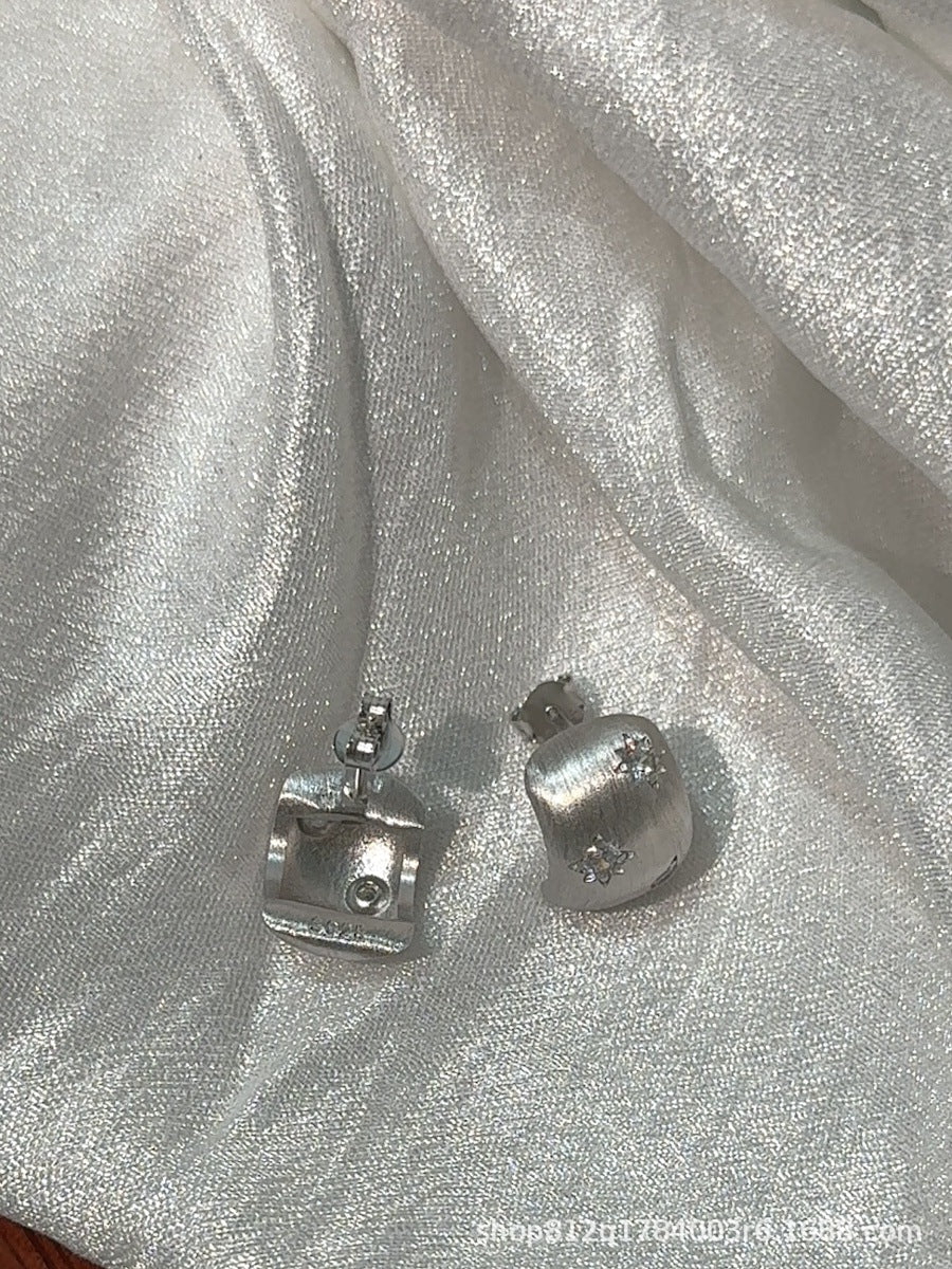 Cool and Elegant Star Earrings Matte Brushed Full S925 Sterling Silver Earrings Niche Simple High-end Jewelry