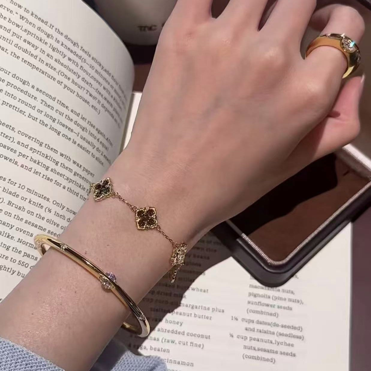 Pure Silver S925 Traditional Style CNC Craft Ice Bracelet Elegant Socialite Style Versatile Light Luxury Temperament