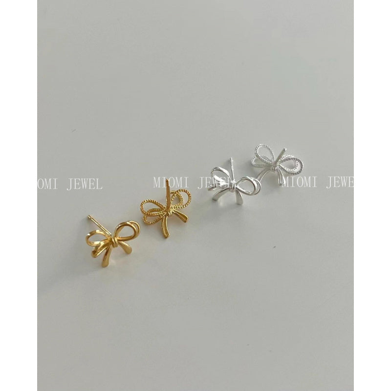 Weekend Korean Jewelry 925 Sterling Silver Earrings Wind Bowknot Hollow Simple Design Sense Niche Design