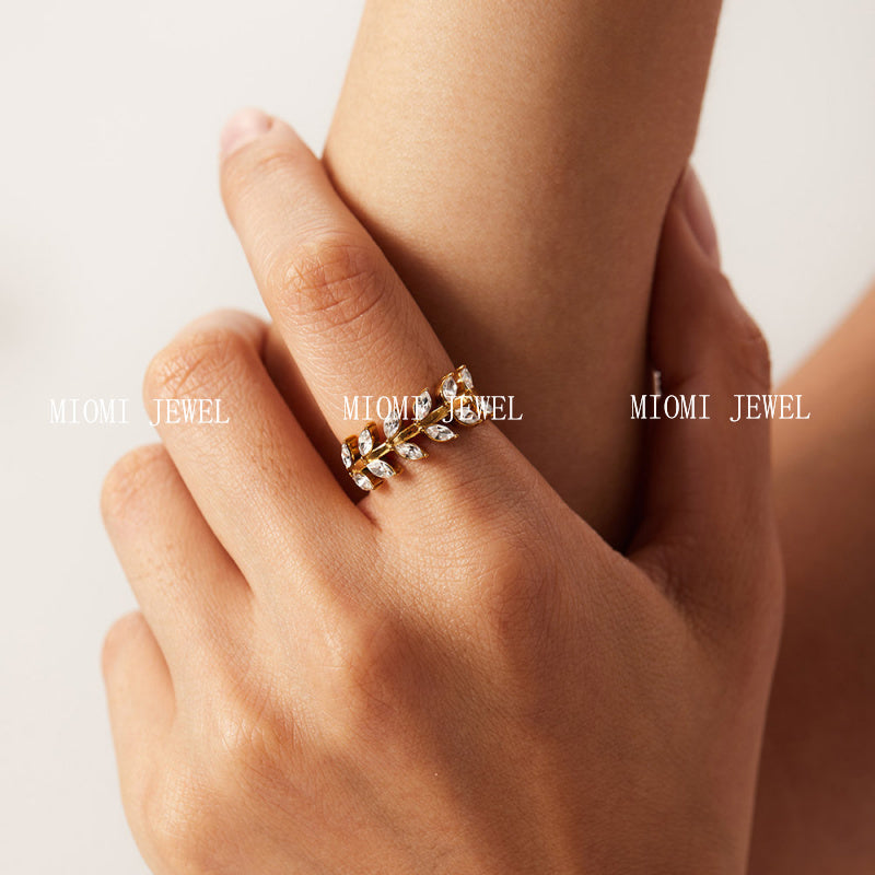 INS Internet Celebrity New Titanium Steel Ring 18K Gold Stainless Steel Leaf-Shaped Inlaid White/Green Zircon Ring