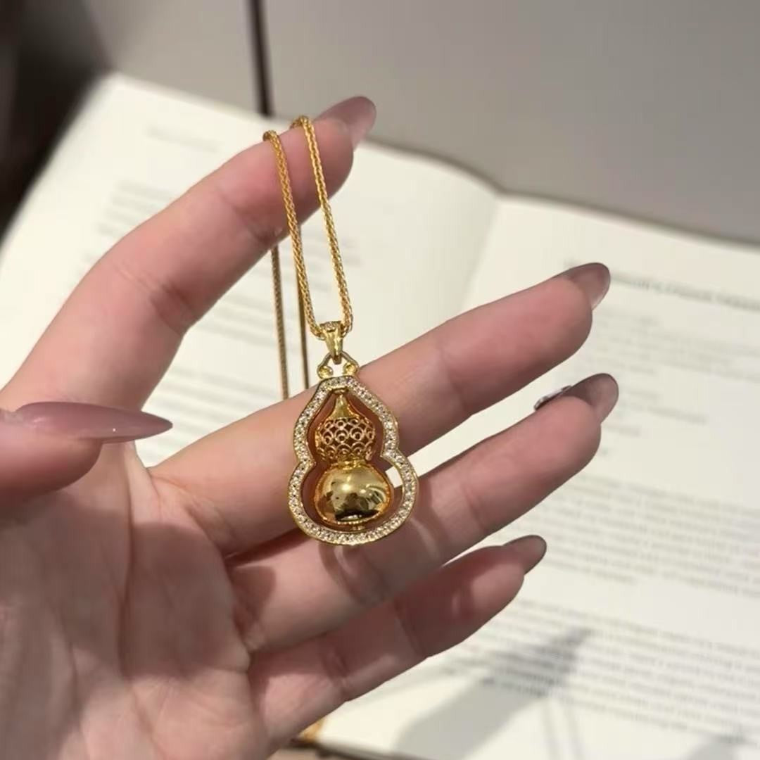 Pure Silver S92 Inlaid Diamond 5 Gourd Necklace Light Luxury High-end Vintage Ethnic Style Simple Versatile