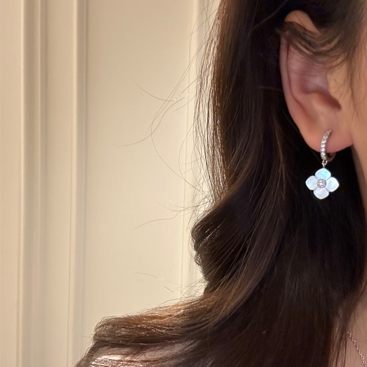 Pure Silver S925 Dragon Heart Style Butterfly Orchid White Shell Necklace Bracelet Earrings Set Light Luxury High-end Elegant Temperament