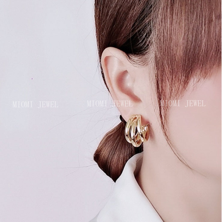 E68 Hong Kong Style Retro Three-Layer C-Shaped Hollow Round Tube Earrings Studs Wholesale Jewelry Accessories