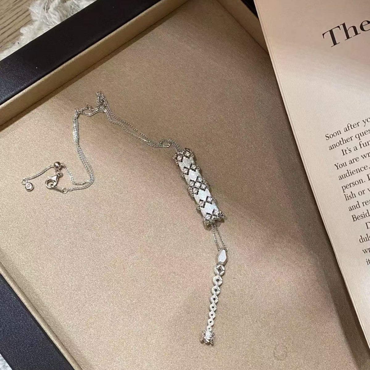 Pure Silver S925 Light Luxury High Carbon Diamond Brushed Craft Kaleidoscope Money Snake Necklace High-end Jewelry