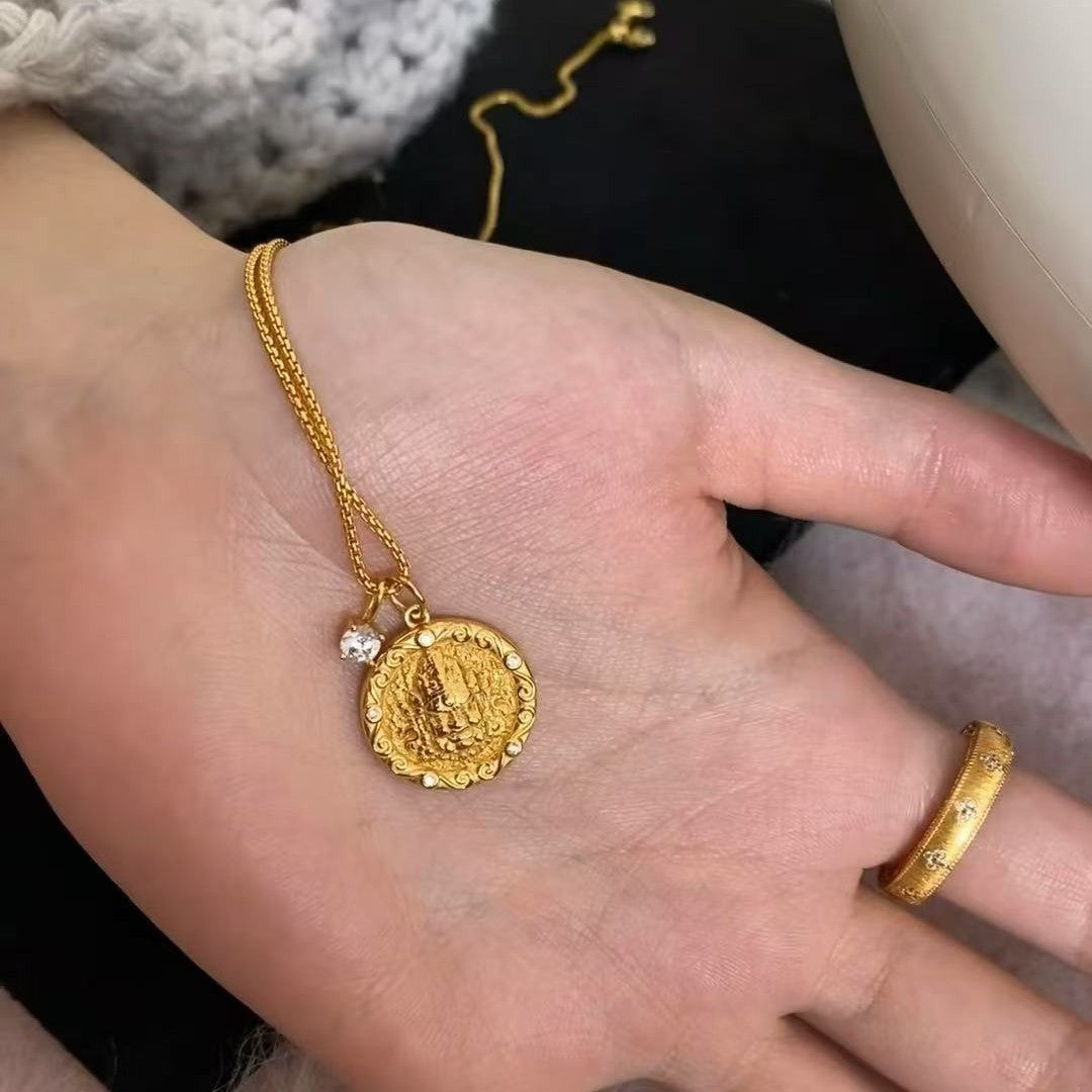 New Chinese Style Ancient Method Yellow God of Wealth Round Pendant Necklace National Trend Pendant Niche Design Sense Light Luxury High-end Exquisite Collarbone Chain