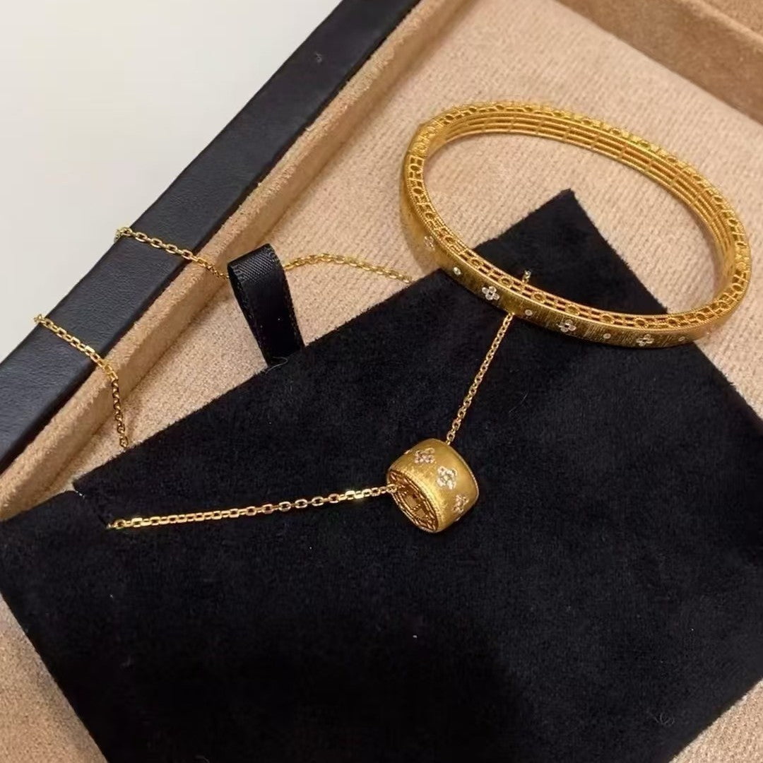 Italian Vintage Craft Four-Leaf Clover Brushed Necklace Pure Silver S925 Light Luxury High-End Necklace