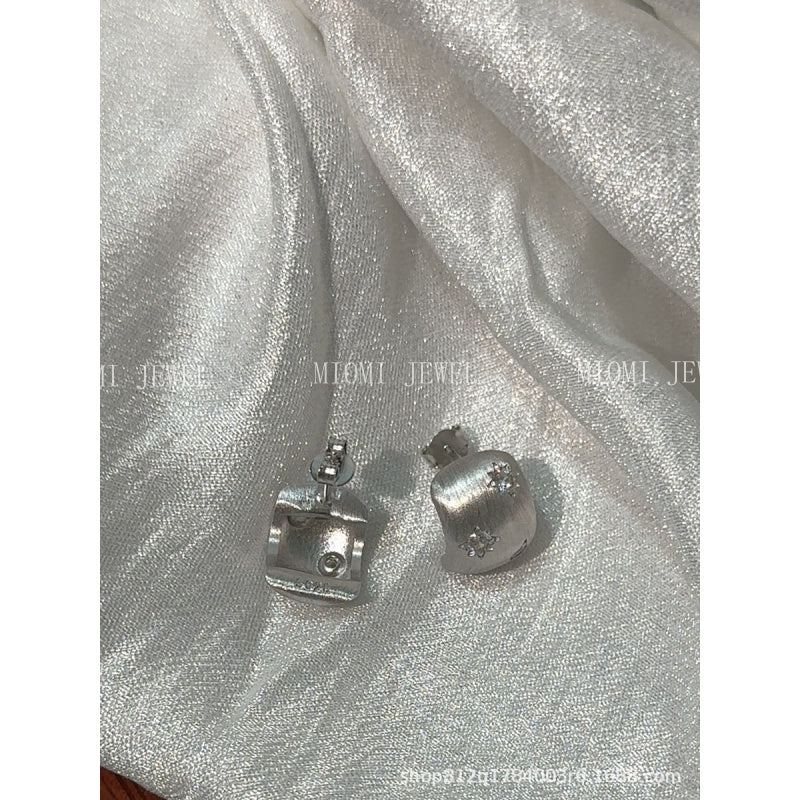 Cool and Elegant Star Earrings Matte Brushed Full S925 Sterling Silver Earrings Niche Simple High-end Jewelry