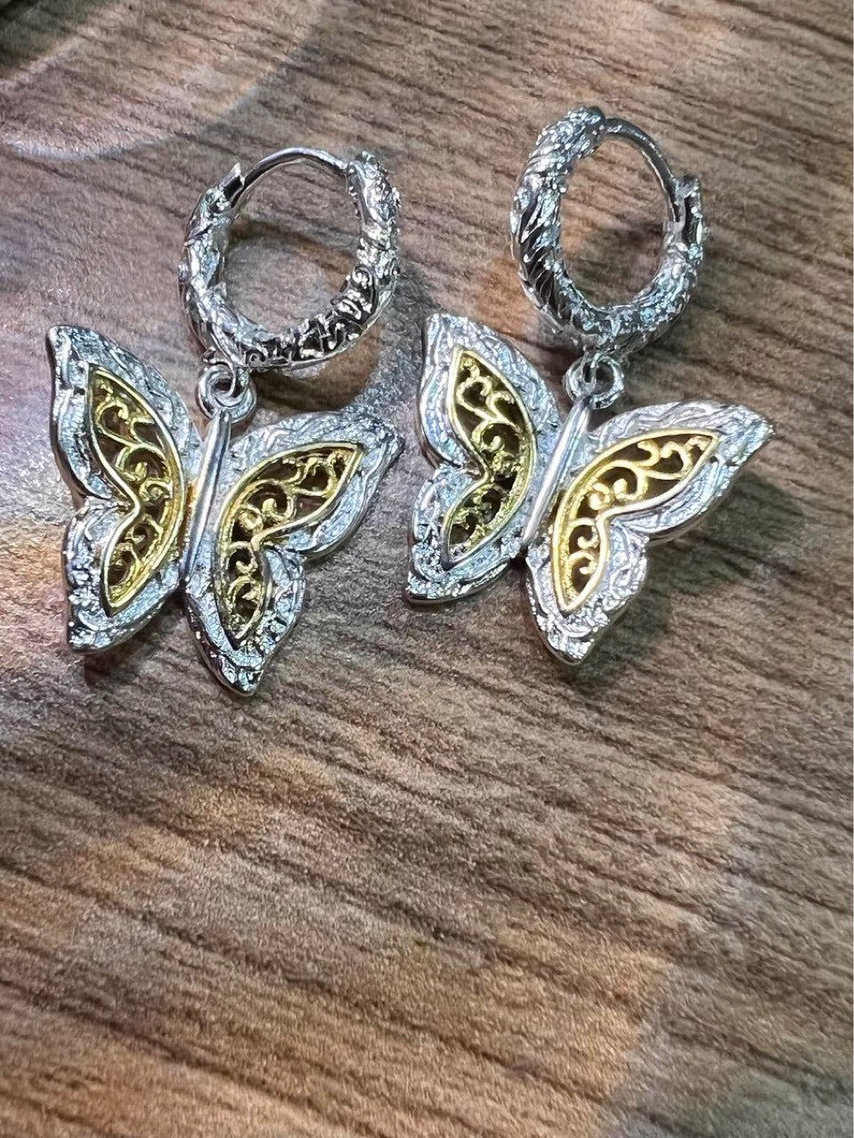Korean Style Gold and Silver Color Block Pure Silver925s Tang Grass Pattern Butterfly Earrings Studs for Women Fashion Versatile Light Luxury