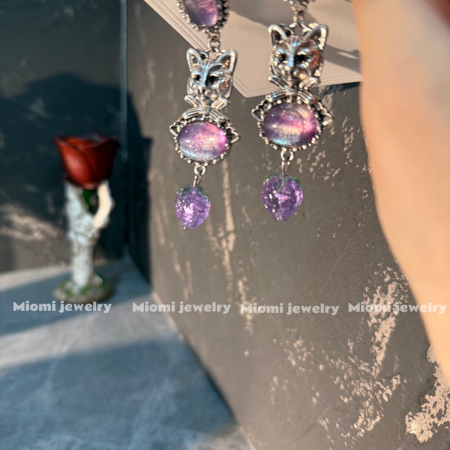 witchy cat earring soft gothic purple wtih heart whimsical