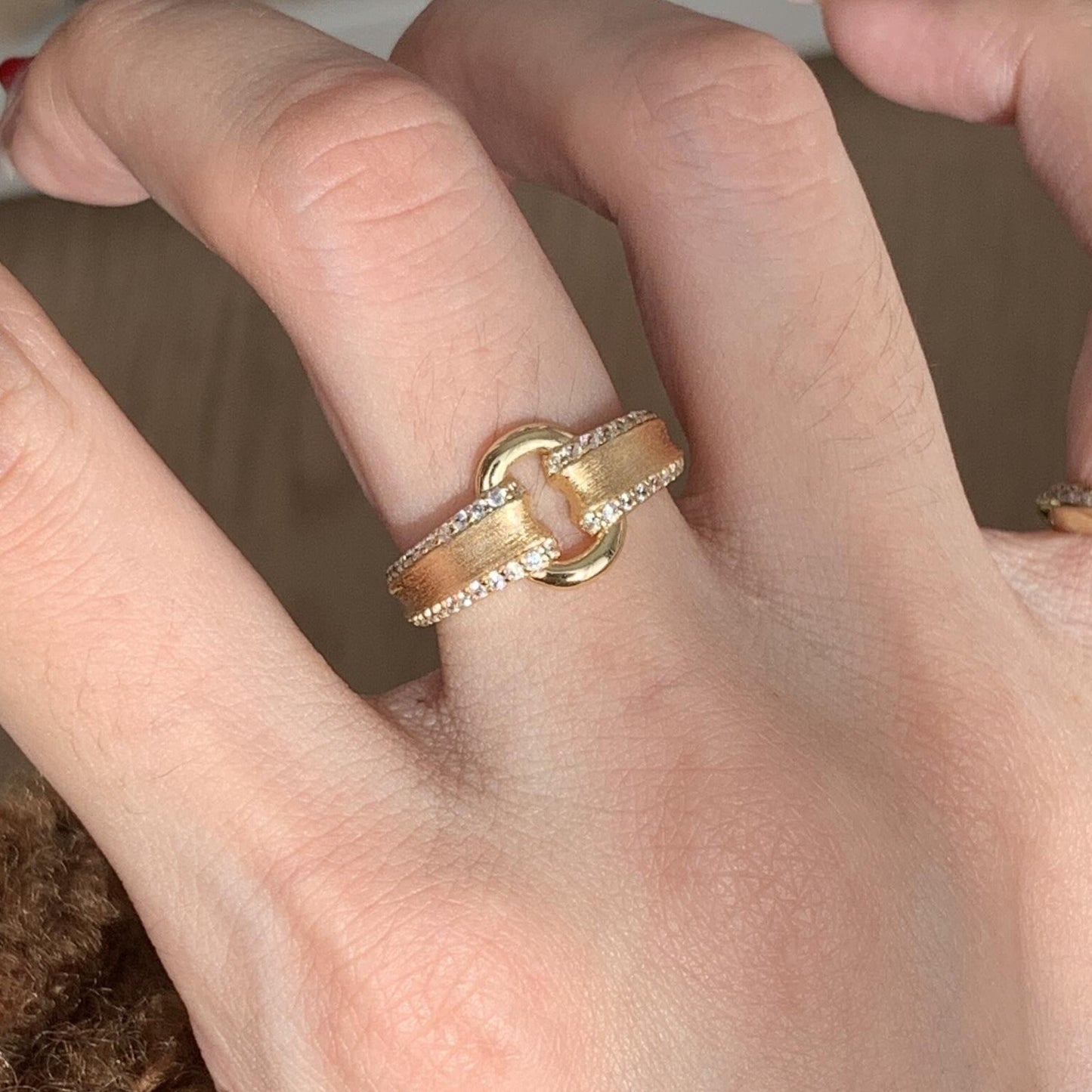 S925 Sterling Silver Xiaohongshu Hot-Selling Vintage Style O-Shaped Lock Buckle Brushed Ingot Ring with High-End Feel