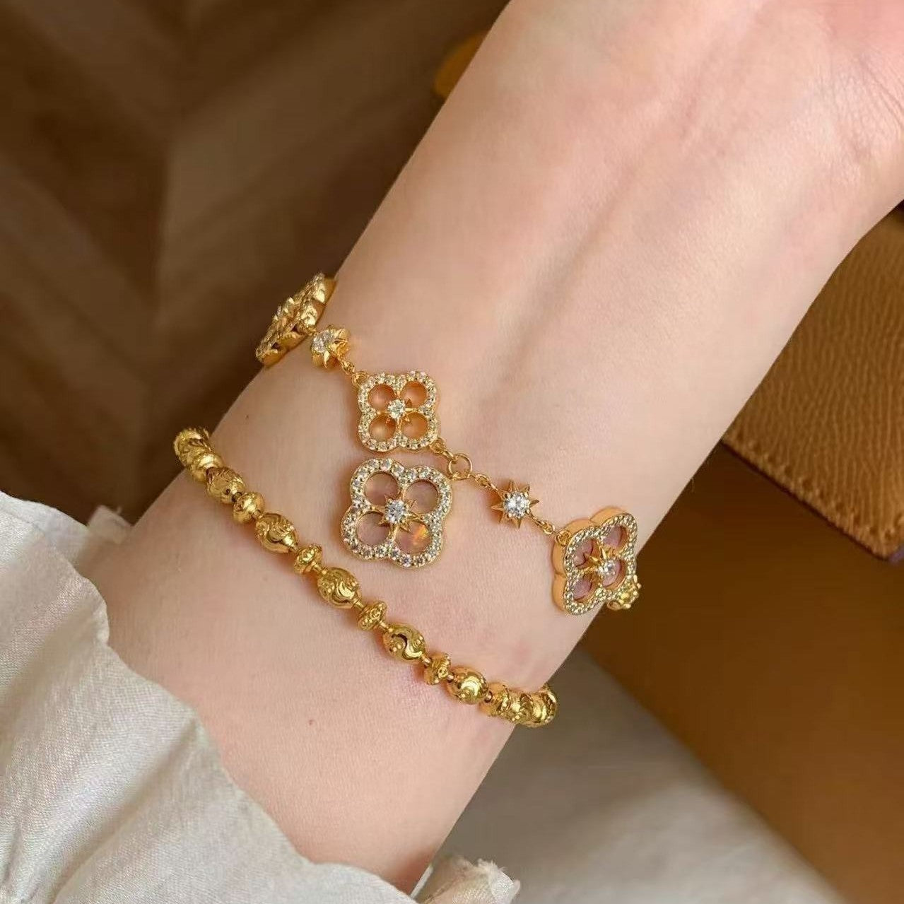 Pure Silver S925 Light Luxury Style Natural Pink Shell White Shell Four-Leaf Clover Bracelet High-End Jewelry Fashion Versatile Personality