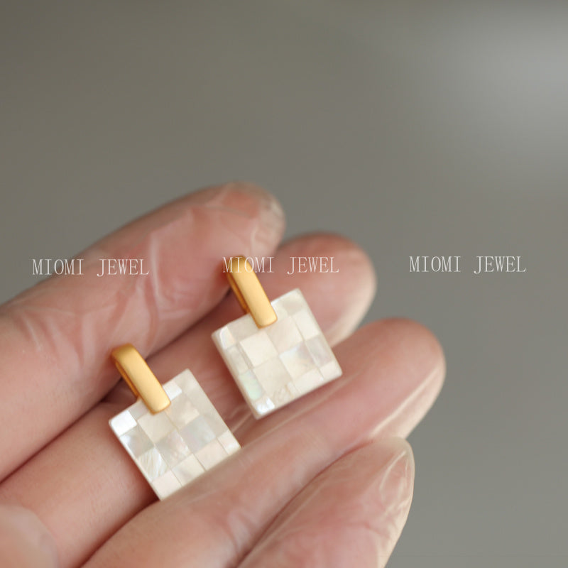 S925 Silver Needle High-Quality Splicing White Butterfly Shell Elegant Versatile Earrings Niche Commuting Stud Earrings