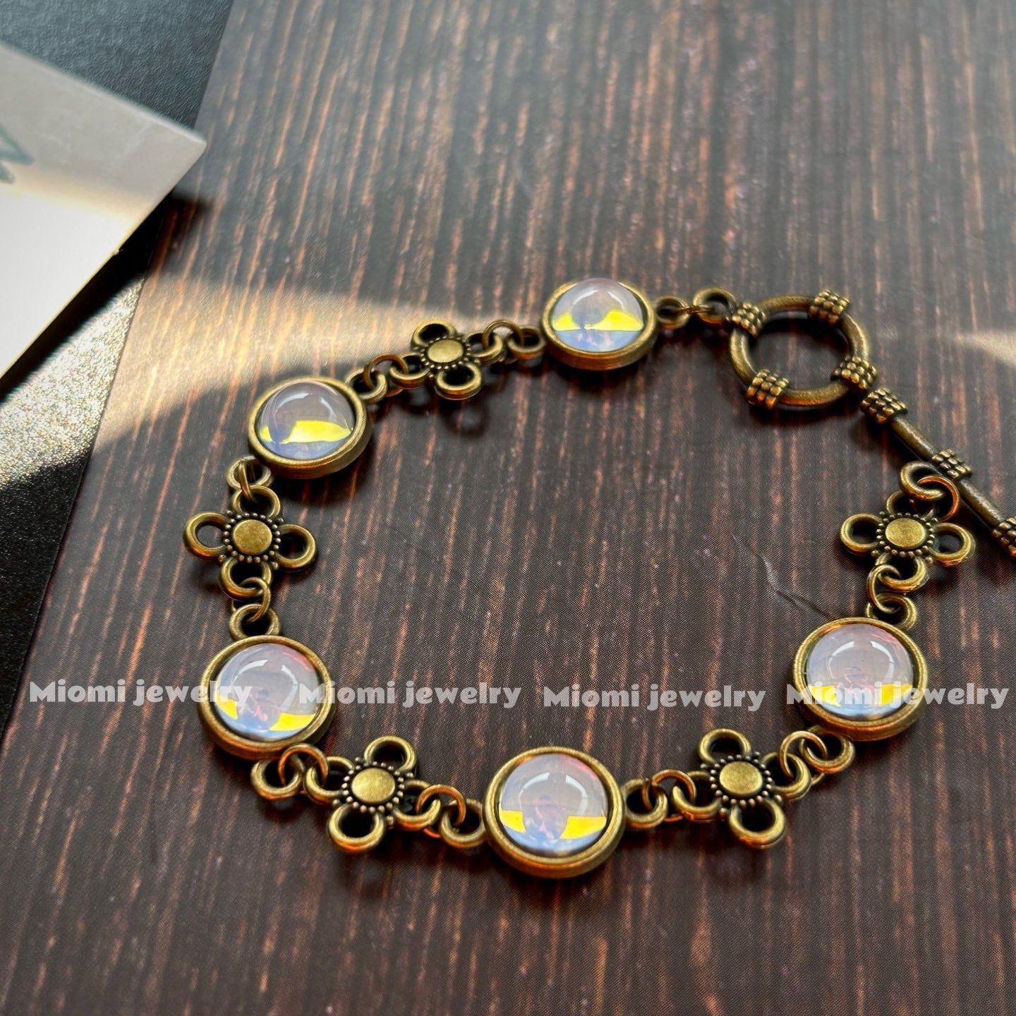 Vintage Antique Jewelry - High-end Mocha Gray Glass Four-Leaf Clover Original Handmade Bracelet