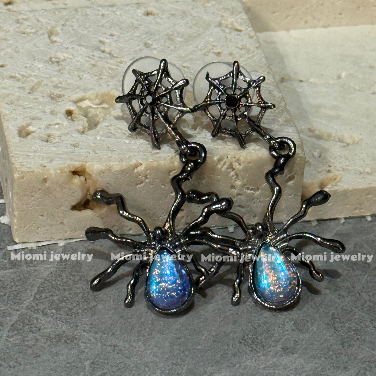 Gothic style, purple spider earrings witch