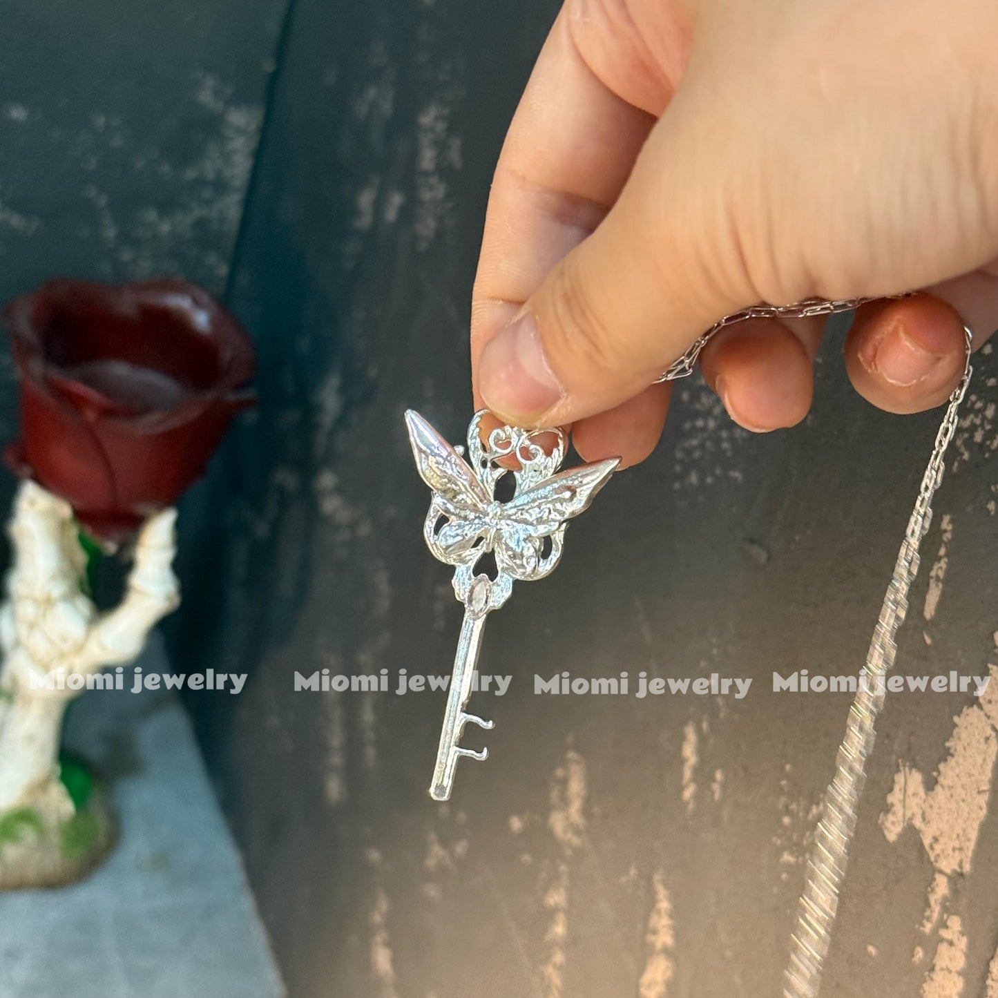 key necklace sliver whimsical