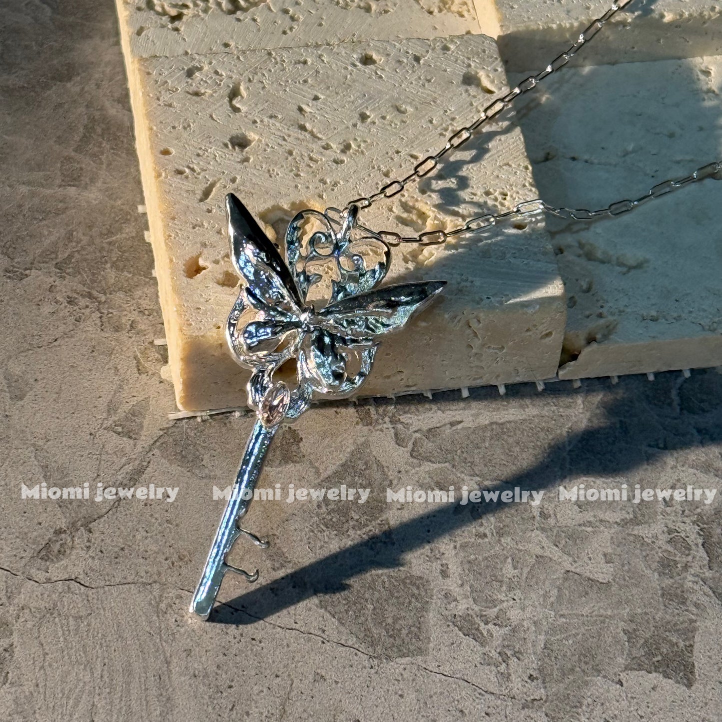 key necklace sliver whimsical