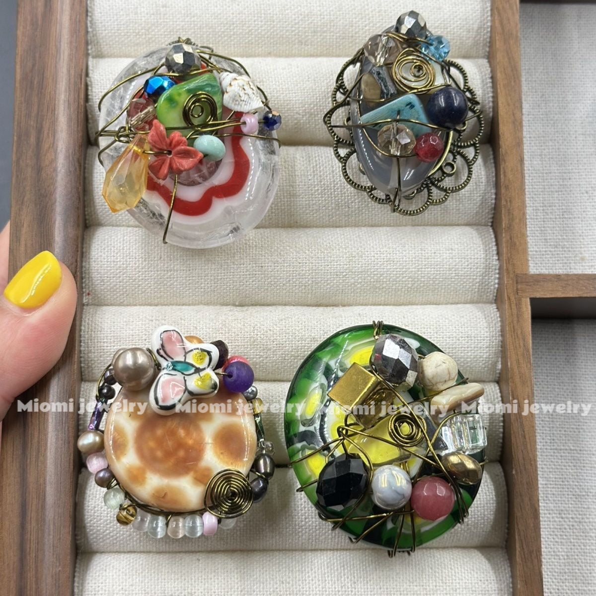1pcs -miomi oranginal Vintage European Imported Court Style, Heavy Craftsmanship Natural Stone & Old Glass Handmade Open Ring, Woven Ring, Adjustable, Random Delivery!whimsical witch vintage