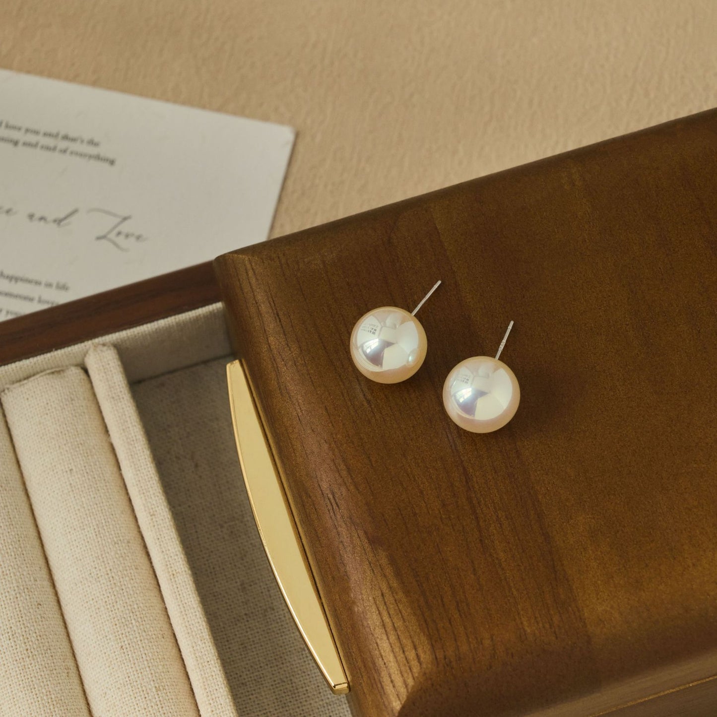 925 Sterling Silver Earrings Elegant Simple Pearl Stud Earrings for Women Niche Exquisite Earrings Silver Jewelry