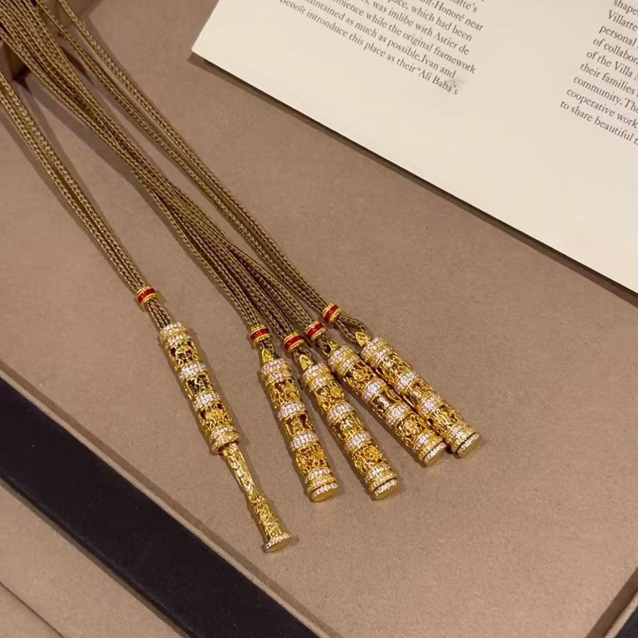 New Chinese Style National Style Portable Buddha Brown Rope Necklace Light Luxury Fashion Versatile High-End Palace Style Retro