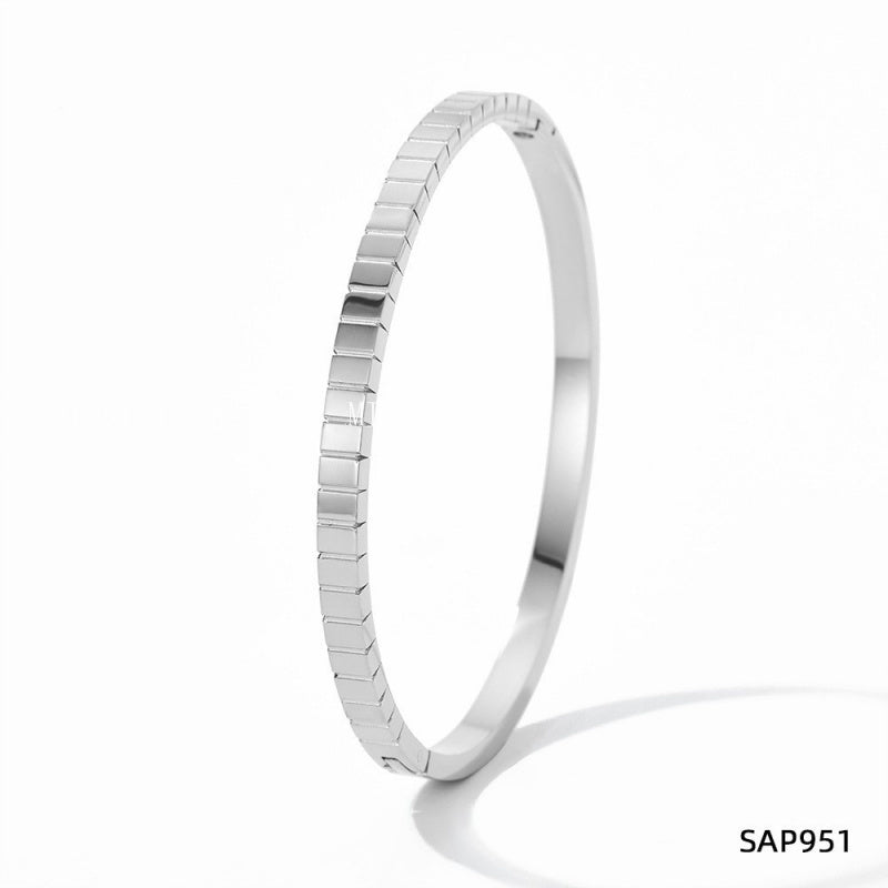2025 New Stainless Steel Bracelet Hot-Selling Luxury High-End Micro-Paved Zirconia High-Grade Women's Bracelet