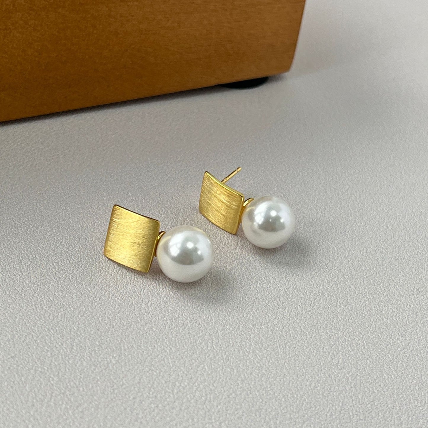 Geometric Square Pearl Stud Earrings for Women 925 Silver French Retro Niche Brushed Ear Jewelry