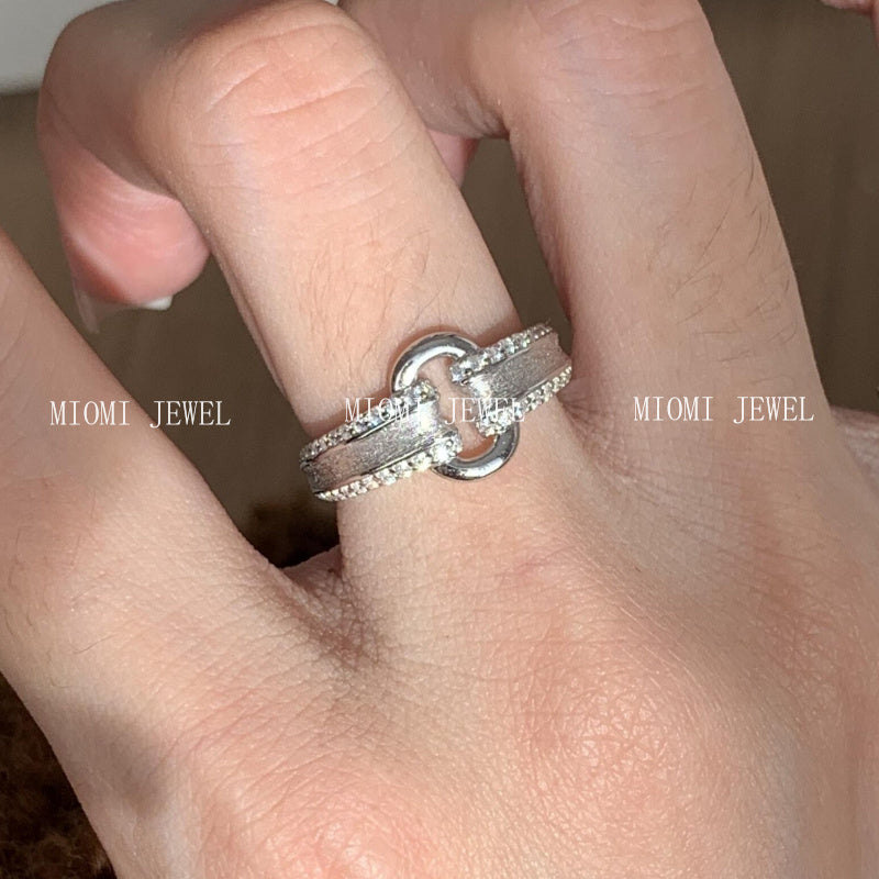 S925 Sterling Silver Xiaohongshu Hot-Selling Vintage Style O-Shaped Lock Buckle Brushed Ingot Ring with High-End Feel