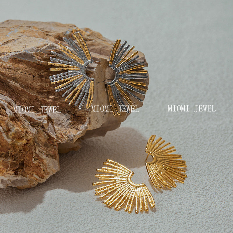 Stainless Steel Sunflower Earrings Niche Design Sense Ear Jewelry Non-Fading Titanium Steel Stud Earrings Accessories