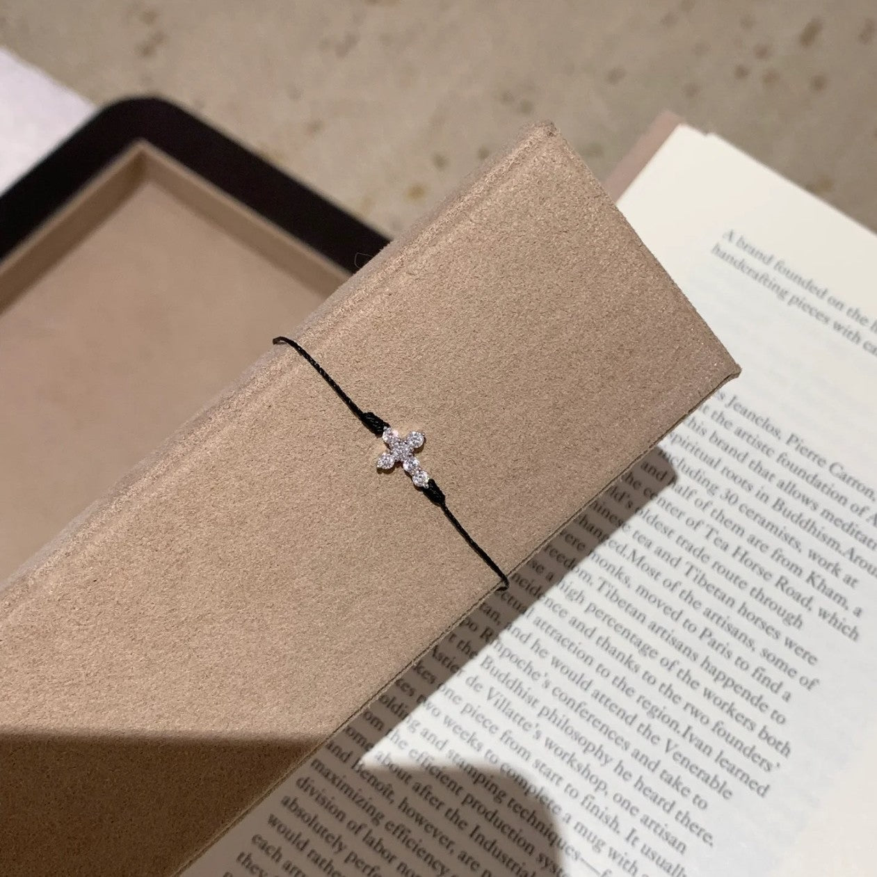 925 Silver High Carbon Diamond Cross Braided Bracelet Sparkling Precision Setting Basic Bracelet Versatile Jewelry