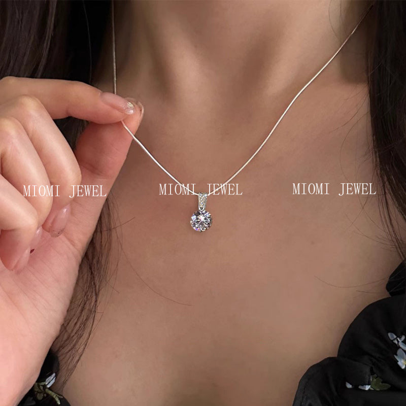 S925 Sterling Silver Ultra Sparkling Single Diamond Necklace for Women, Ins Style, Niche Light Luxury Design, High-End Geometric Water Drop Snake Bone Chain