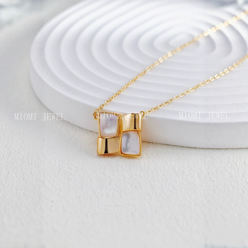 S925 Solid Silver Fashion Simple Personality White Square Diamond Mother-of-Pearl Necklace Jewelry