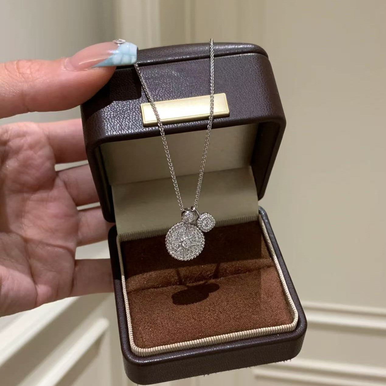 Pure Silver S925 Starry Full Diamond Compass Necklace Light Luxury Niche Versatile Star High-end Clavicle Chain