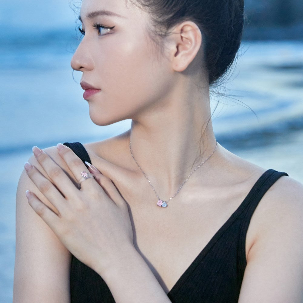 S925 Sterling Silver High Carbon Diamond Necklace for Women Ice Flower Cut Pink Heart Pendant Green Diamond High-end Collarbone Chain