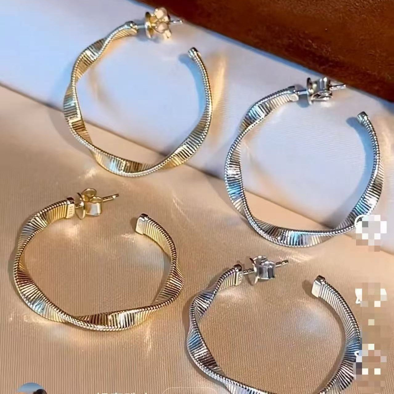 Sterling Silver S925 Italian Marco String Wire Wrapped Design Earrings Light Luxury Vintage Twisted Elegant Ear Jewelry