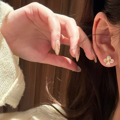 Sterling Silver S925 Niche Light Luxury Ins Style Laser Four-Leaf Clover Necklace and Earring Set Exquisite Gentle Elegant Temperament