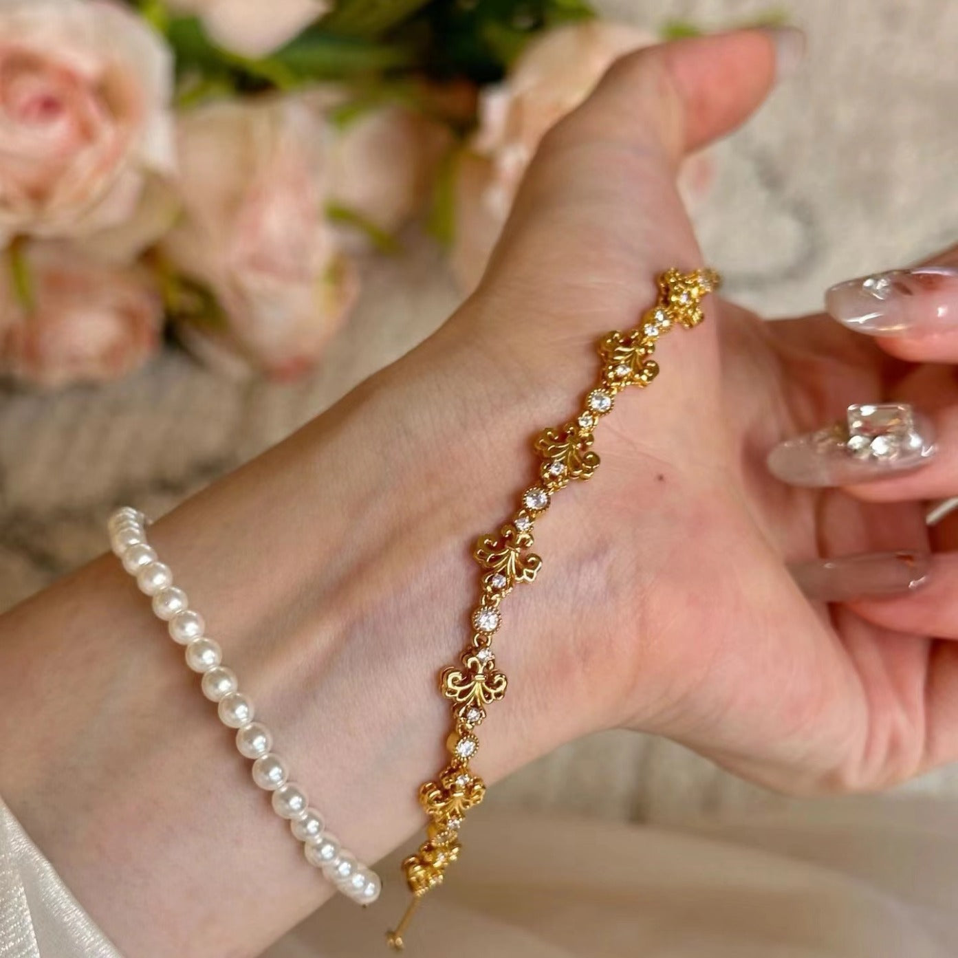 Vintage Light Luxury High-End Jewelry High Carbon Diamond 925 Sterling Silver Iris Flower Bracelet Adjustable Push-Pull Bracelet