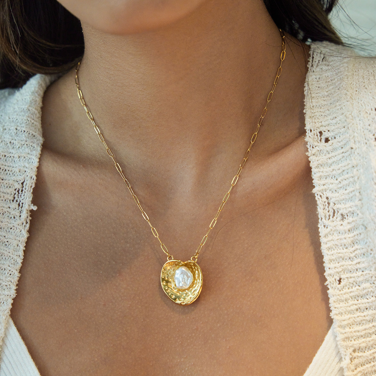 Gold Titanium Steel Imitation Pearl Flower Necklace Accessories Women's High-end Clavicle Chain Stainless Steel Jewelry