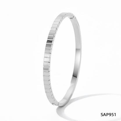 2025 New Stainless Steel Bracelet Hot-Selling Luxury High-End Micro-Paved Zirconia High-Grade Women's Bracelet