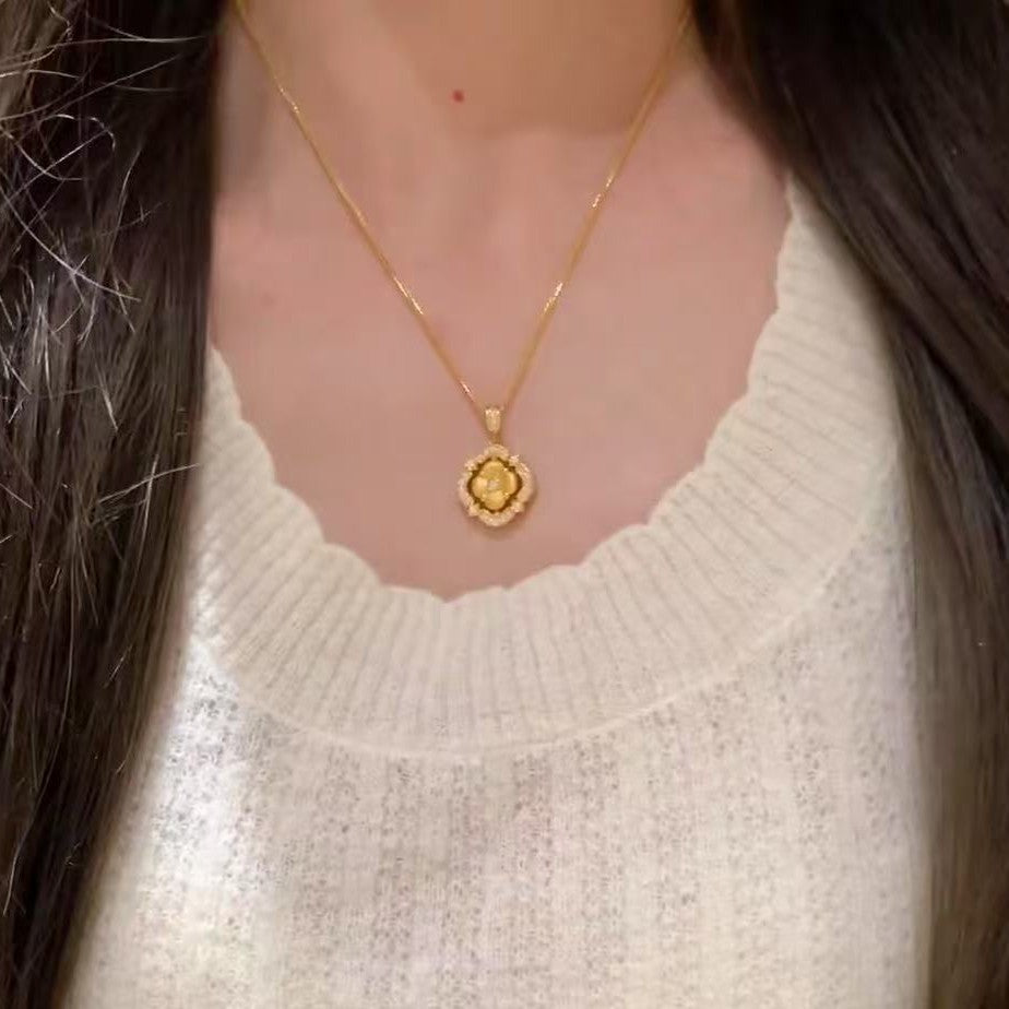 Brushed Craft Four-Leaf Clover Rotatable Double-Sided Necklace High-End Light Luxury Design Personality Necklace