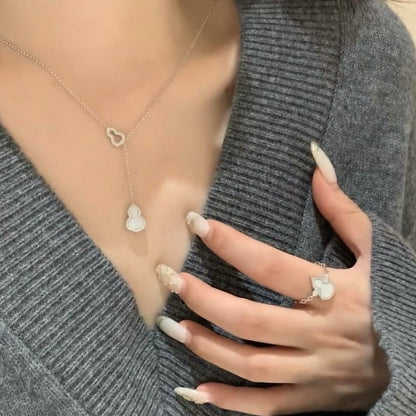 S925 Sterling Silver Red Agate Gourd White Shell Gourd Necklace Light Luxury Niche Fashion Design Sense Collarbone Chain