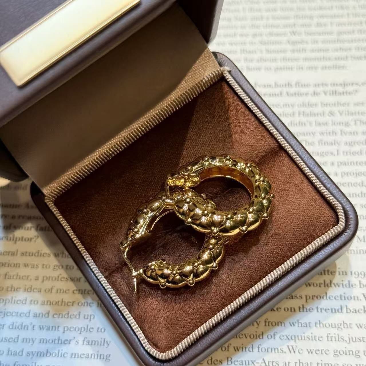 Sterling Silver S925 Vintage Diamond Pattern Personality Hoop Earrings Light Luxury High-end Niche Temperament Earrings