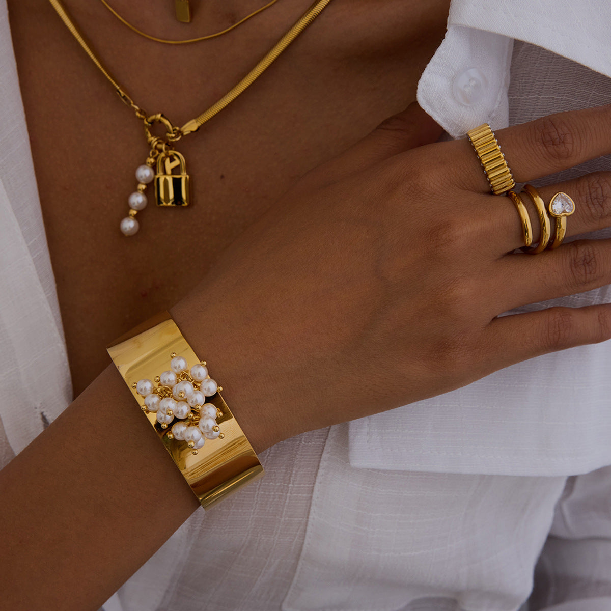 Ring Titanium Steel Non-Fading Jewelry Light Luxury High-End Earrings Pearl Necklace Stainless Steel Bracelet for Women