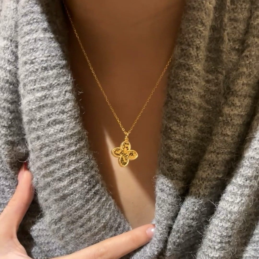 Four-leaf Clover Crushed Ice S925 CNC Craft Double-sided Necklace Hot Fashion Exquisite High-end Light Luxury