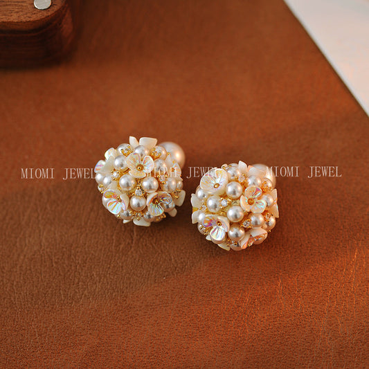 S925 Silver Needle Front and Back Two-Way Wear Flower Cluster Earrings Niche Design Three-Dimensional Small Ball Pearl Shell Flower Stud Earrings