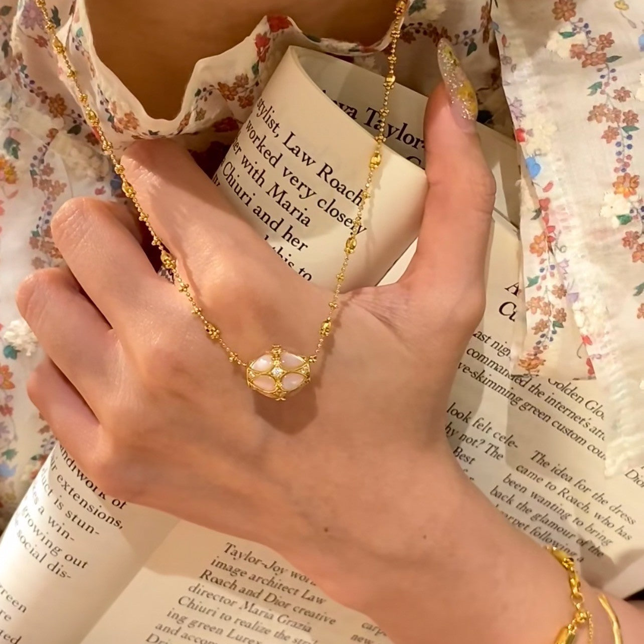 Pure Silver S925 Natural White Shell Pink Shell Lulutong Necklace Light Luxury High-end Feel Elegant Versatile Jewelry Simple Niche