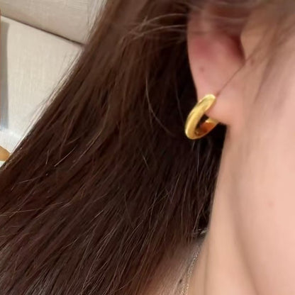 S925 Sterling Silver CNC Light and Shadow Cat Eye Earrings Niche Fashion Versatile Exquisite Simple Versatile