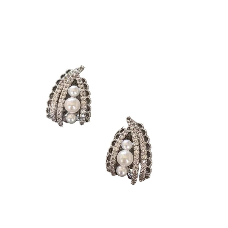 2025 Hot-Selling French Style Exquisite Full S925 Sterling Silver Lace Edge Pearl Earrings for Women High-End Delicate Ear Jewelry