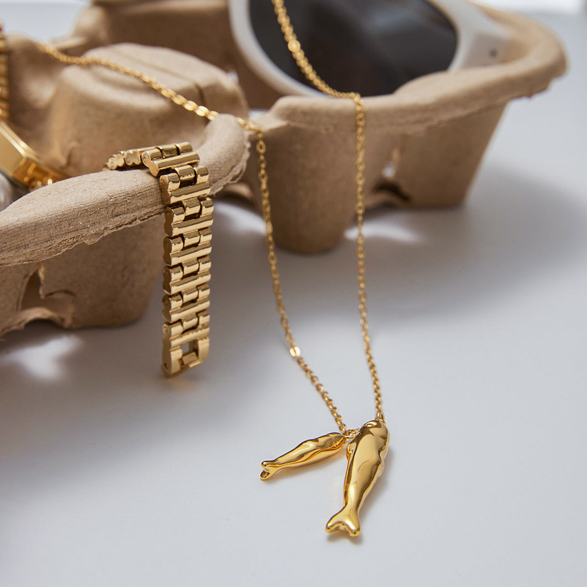 Stainless Steel Necklace Accessories for Women, Design Sense Summer Titanium Steel Jewelry, High-End Light Luxury Niche Choker