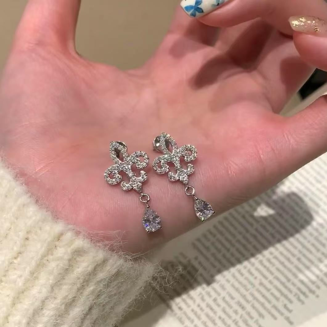 S925 Sterling Silver High Carbon Diamond Iris Flower Water Drop Earrings Ear Jewelry Luxurious Full Diamond Inlay High-end Exquisite Fashion